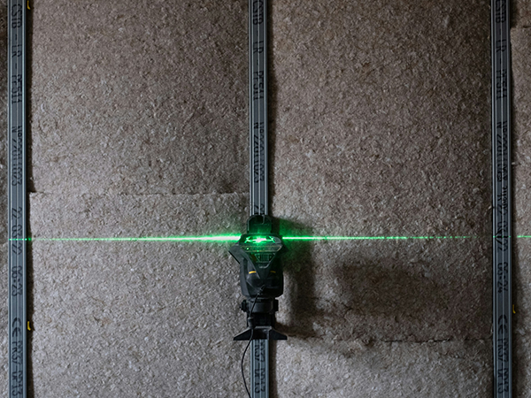 Laser Per Misura E Tracciamento